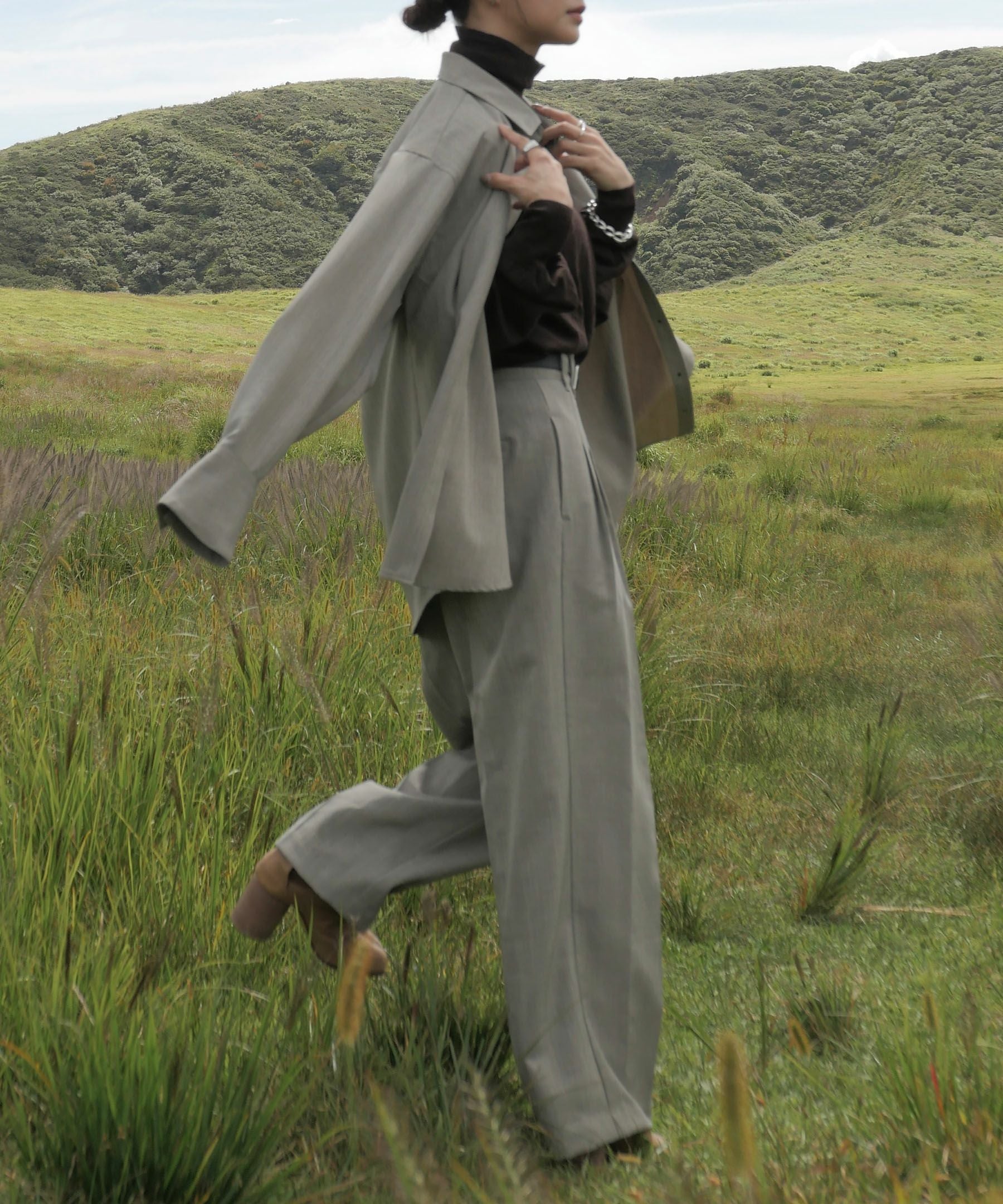 original double tuck wide slacks | Reurie'（レウリィ）