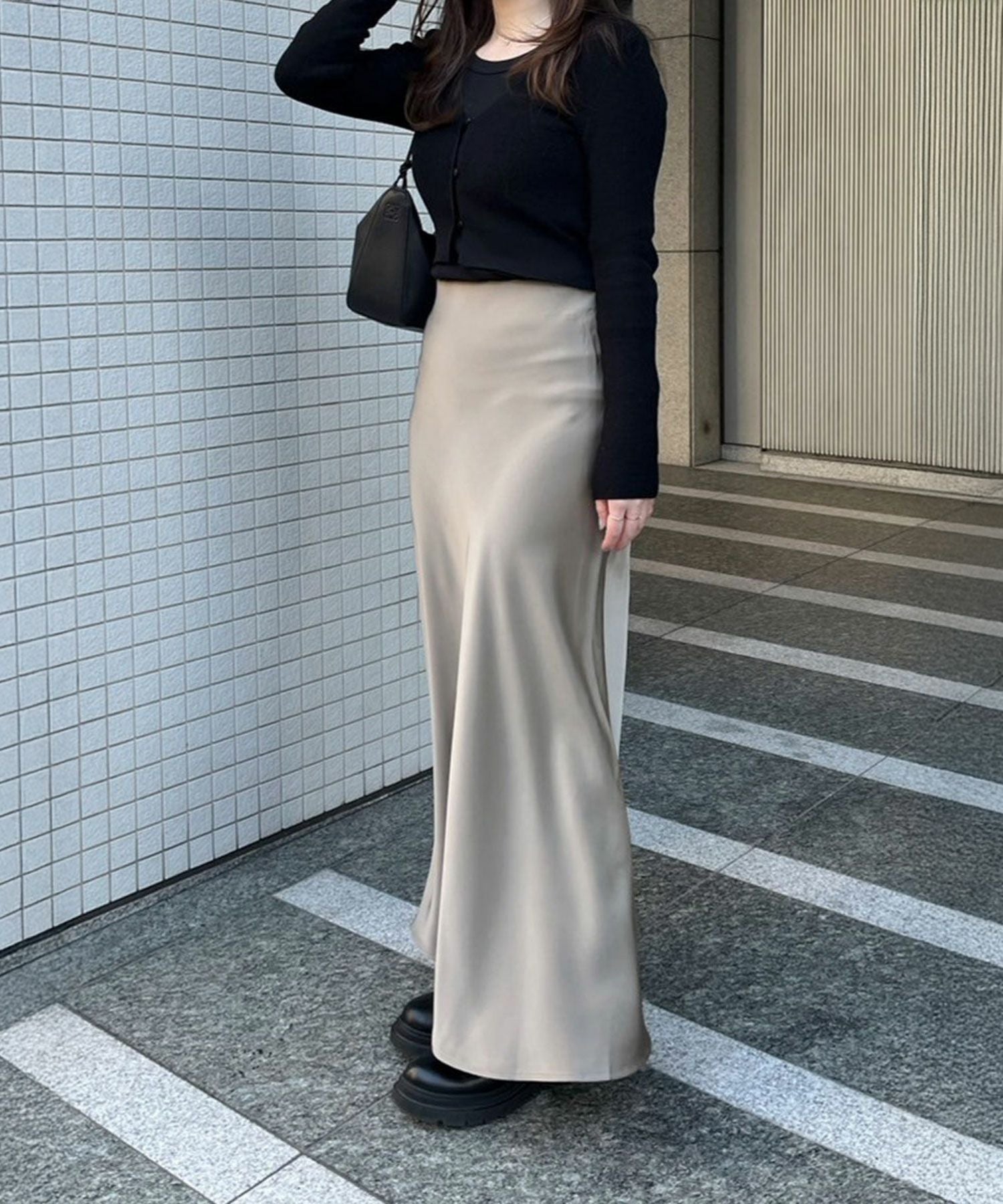 semi flare satin skirt(ayaka select) | Reurie'（レウリィ）
