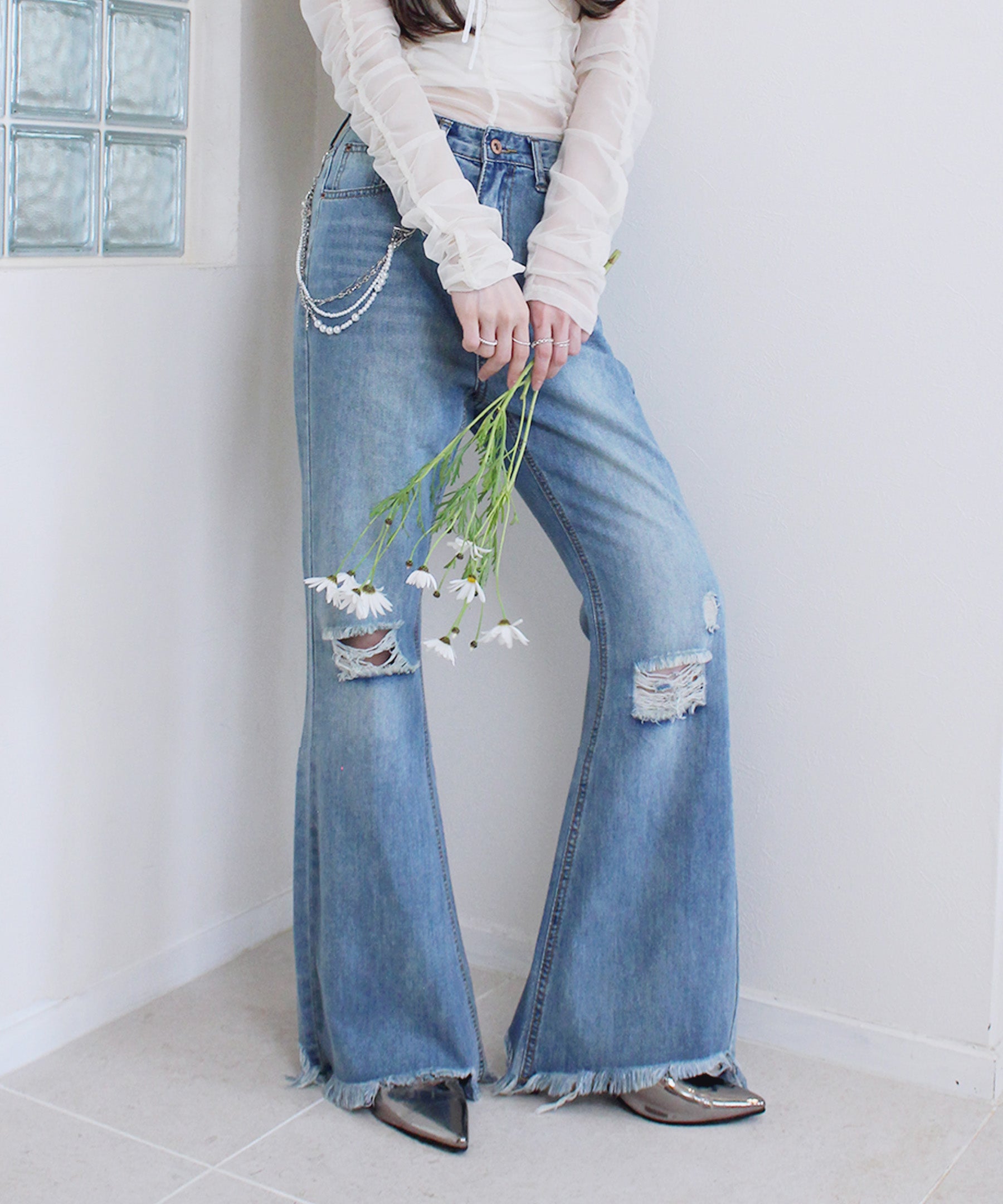 stretch damage flare denim | Reurie'（レウリィ）